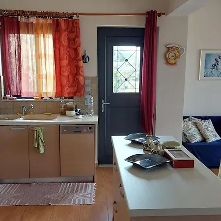 εξοχικό στα σκορπονέρια χαλκίδα Skroponeria